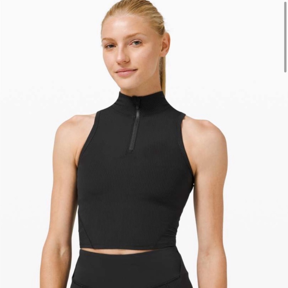 Lululemon Black Ribbed Zip-up Cropped Run Tank size 6
